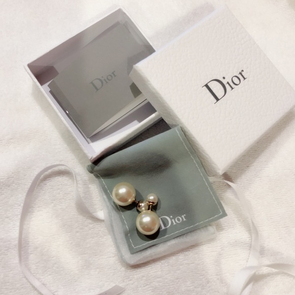 SOLD - Picture 3 of 7